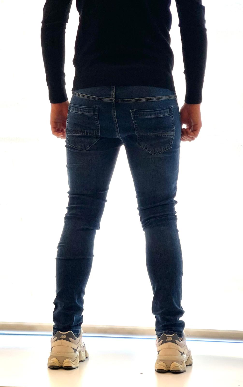 Jeans Uomo Skinny Classico - Fit Perfetto